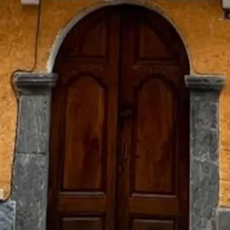 Apartment Duplex 60m2 Vieux Centre Avec Balcon *