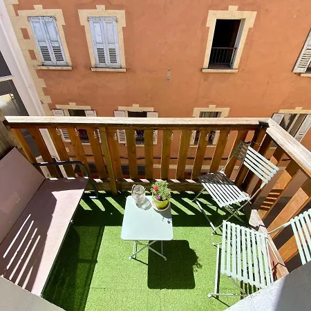 Duplex 60m2 Vieux Centre Avec Balcon *
