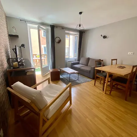 Apartment Duplex 60m2 Vieux Centre Avec Balcon Barcelonnette