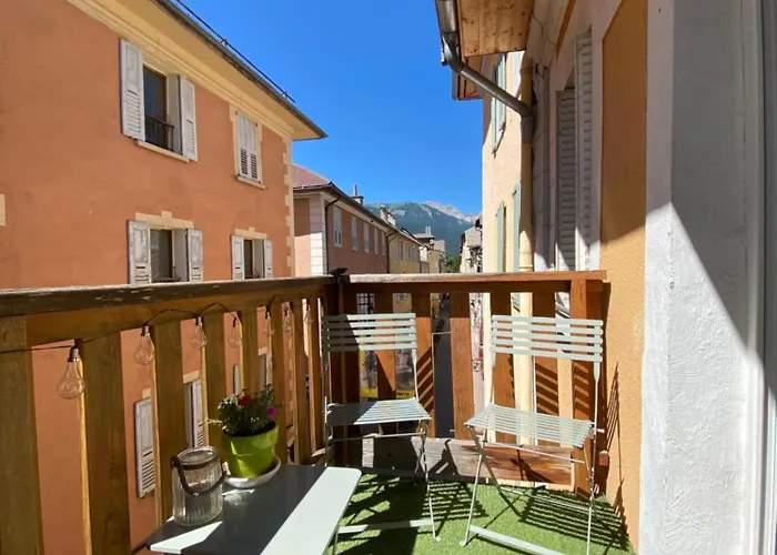 Duplex 60m2 Vieux Centre Avec Balcon